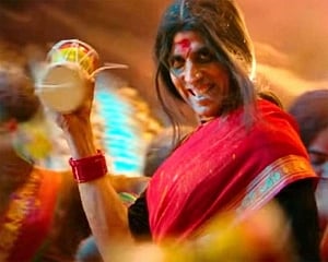 Akshay Kumar calls 'Laxmii' director Raghava Lawrence his 'constant guide'