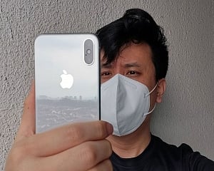 Apple aims to let you unlock iPhone while wearing a mask