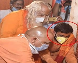 Ayodhya priest, security men test positive for corona