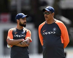 BCCI stands with Kohli & Shastri, wants 5-day Tests to stay