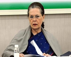 Case filed against Sonia Gandhi for Congress tweet on PM-CARES Fund