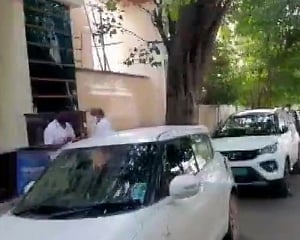 CBI recovers Rs 50 lakh from premises searched in corruption case related to Cong leader DK Shivakumar