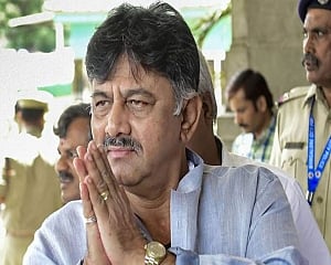 CBI raids against Karnataka Cong chief DK Shivakumar in disproportionate  assets case