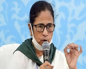 Centre should clear WB's dues to help state effectively tackle COVID-19:  Mamata