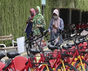 China to test 9 million after fresh outbreak