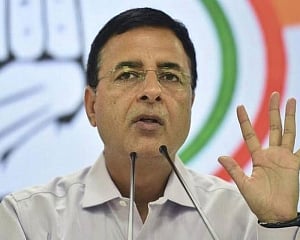 Cong tears into PM's address, says no concrete measures for poor, economy