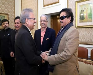 Congress leader Shatrughan Sinha denies he endorsed Pak Prez Alvi's concerns over Kashmir