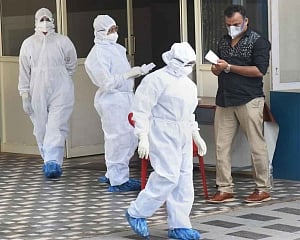 Coronavirus: 30 Kerala medics under observation
