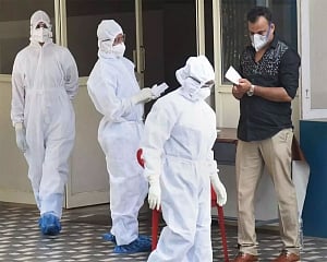 COVID-19: Mumbai tally tops 80,000 with 1,554 cases; 57 die