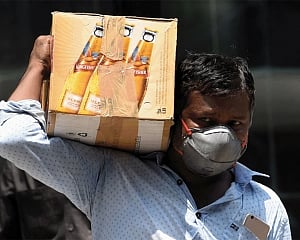 COVID-19:HC expresses concern over home delivery of alcohol