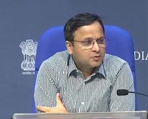 Covid-19 patients recovery rate 17.48%, 1.24 cr out on prevention