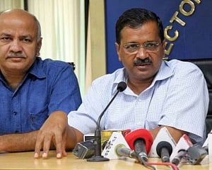 Delhi govt considering to launch WhatsApp no. For people to complain about hate messages