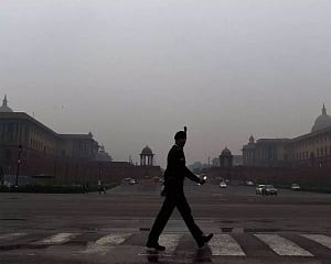 Delhi records cold morning as minimum temp drops to 8.5 deg C