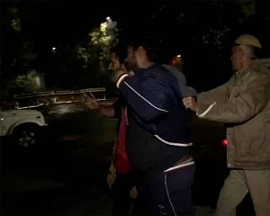 Demanding action against violence, Jamia students protest outside CM's residence