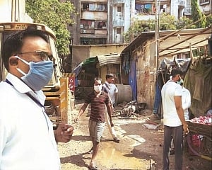 Dharavi reports 15 new coronavirus cases, tally reaches 3,715