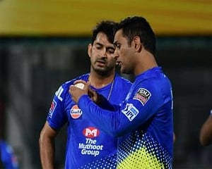 Dhoni always takes responsibility when team loses: Mohit Sharma