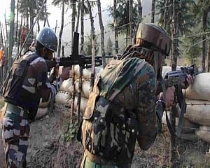 Encounter between militants and security forces underway in Shopian