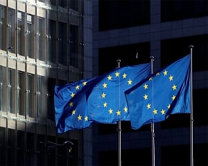 EU hopes to free borders of virus restrictions by end June