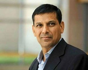 Fall in GDP alarming; time for bureaucracy to take meaningful action: Rajan