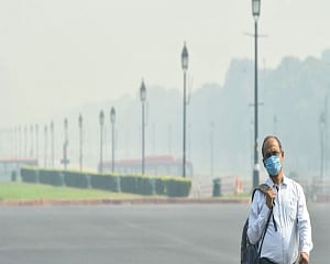 Firecrackers, farm fires make Delhi's air quality 'severe'; relief likely