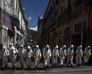 France reports 471 more coronavirus hospital deaths, toll tops 4,500
