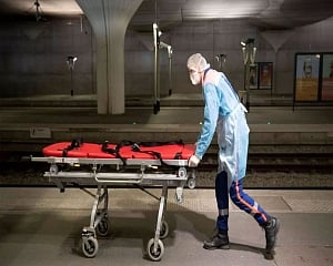 France reports record 509 more coronavirus deaths, toll tops 4,000