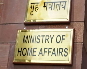 Fresh guidelines issued for COVID lockdown 2.0, govt bars all public activities