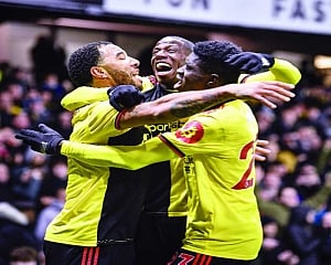 Hornets halt Reds run