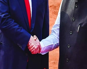 India, US ink $3 bn copters deal, plan robust trade pact