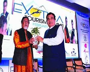 India has tremendous tourism potential: Gadkari