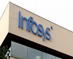 Infosys Q4 net up 6.3% at Rs 4,335 cr, suspends FY21 guidance citing uncertainty