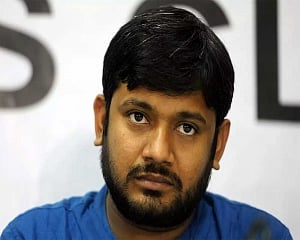 Kanhaiya Kumar's convoy attacked in Bihar