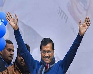 Kejriwal to be sworn in as CM on Feb 16 at Ramlila Maidan