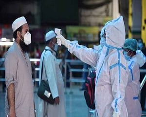 Maha's COVID-19 tally jumps to 77,793 with 2,933 new cases