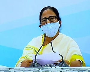 Mamata for more suburban trains to prevent overcrowding amid COVID-19