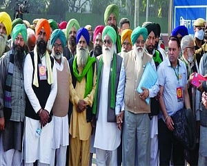 Marathon talks fail as farmers stick to their guns