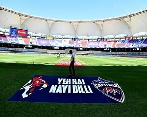 MI win toss, opt to bowl against Delhi Capitals