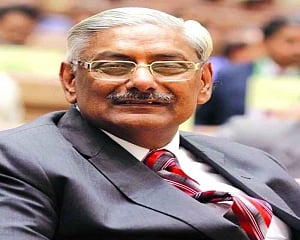 Modi is versatile genius, says Justice Arun Mishra