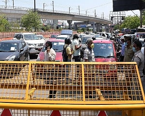 Movement of people between Ghaziabad, Delhi banned: DM