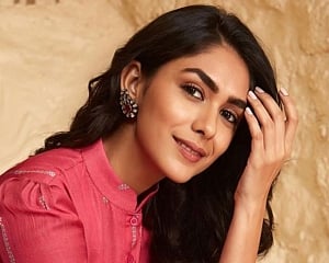 Mrunal Thakur excited about her roster of films in 2021