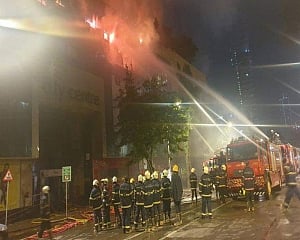 Mumbai mall blaze: 3,500 people evacuated from adjacent tower