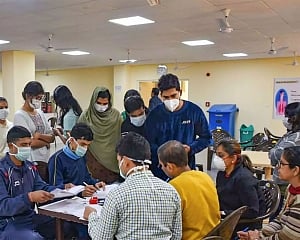 Nearly 500 coronavirus cases in India; 9 deaths