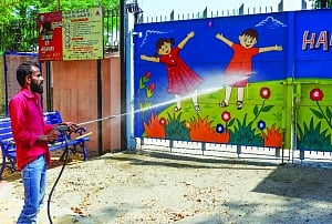 No classes till June end; HRD mulls e-classroom