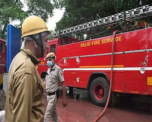 One dies in Delhi fire; 205 calls received on Diwali