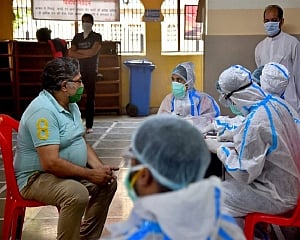 One more succumbs to COVID-19, toll rises to 596