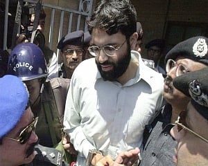 Daniel Pearl murder: Pak court commutes death sentence of top al-Qaeda leader, sets 3 others free