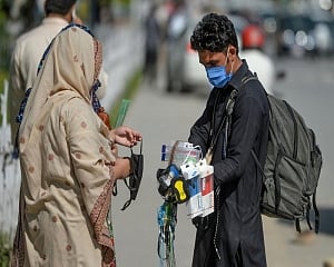 Pak reports 111 coronavirus deaths in one day, highest during second wave of pandemic: Ministry