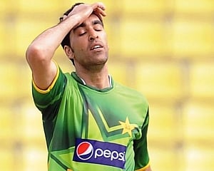 Pakistan pacer Umar Gul announces retirement from all forms of cricket