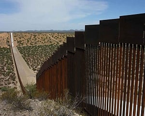 Pentagon shifts USD 3.8 bn to Mexico border wall construction