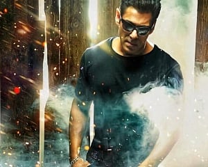 Planning to release 'Radhe' on Eid 2021 if situation is safe, says Salman Khan